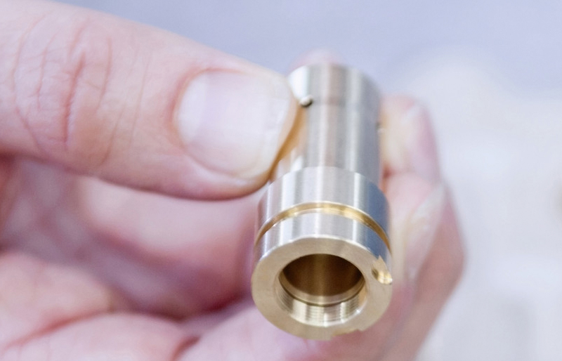 精密鍛造闆料的沖裁過程